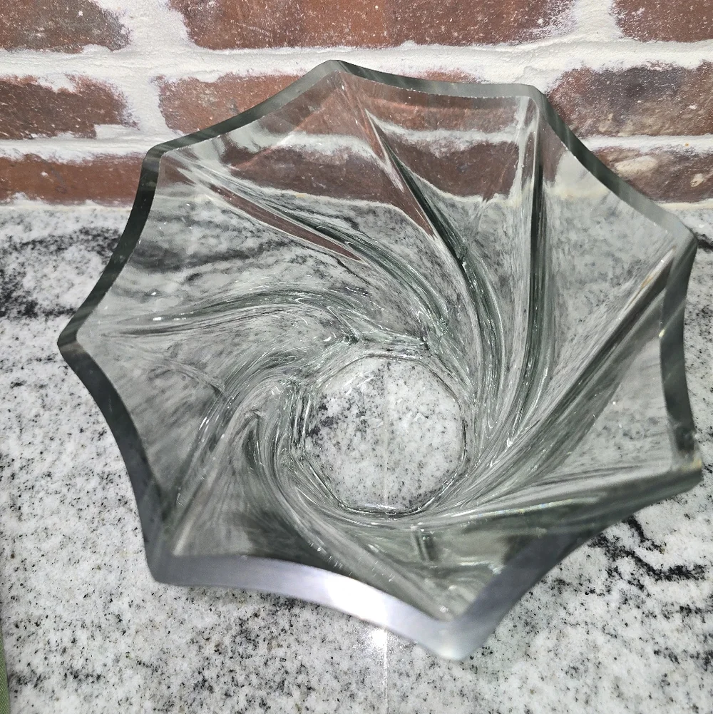 Swirl Glass Vase
